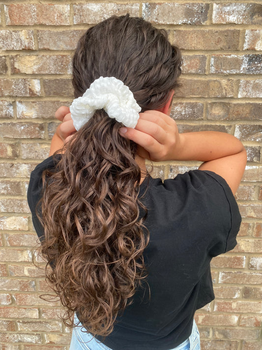 Alice Jumbo Scrunchies - Pure White