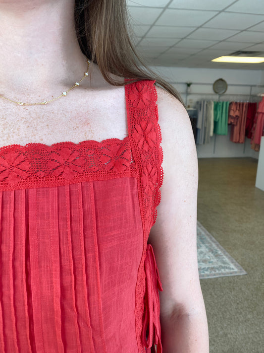 Hannah Lace Trim Side Typing Top - Tomato Red