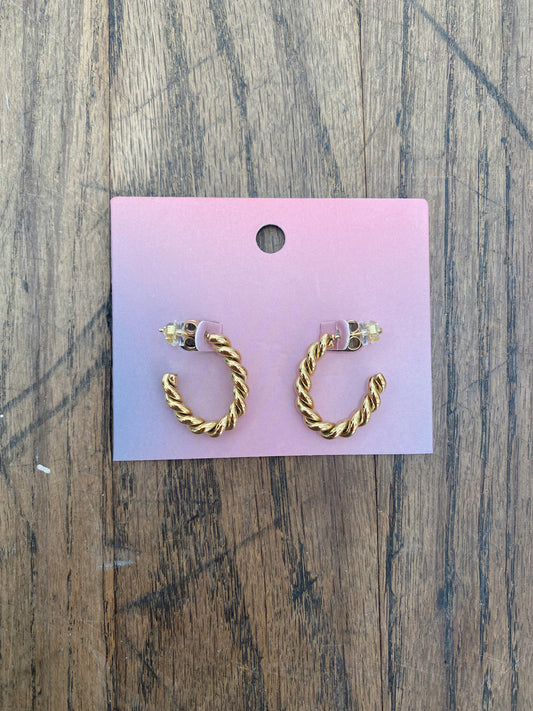 Mia Twisted Hoops - Gold