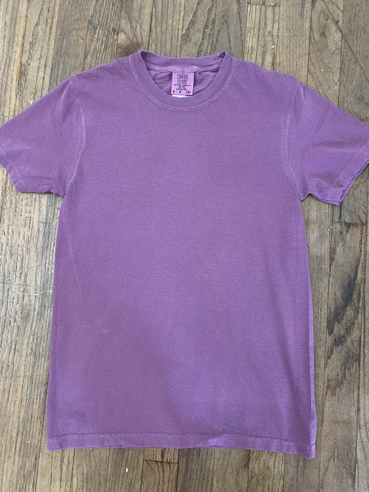 Consider the Lilies Tee - Berry