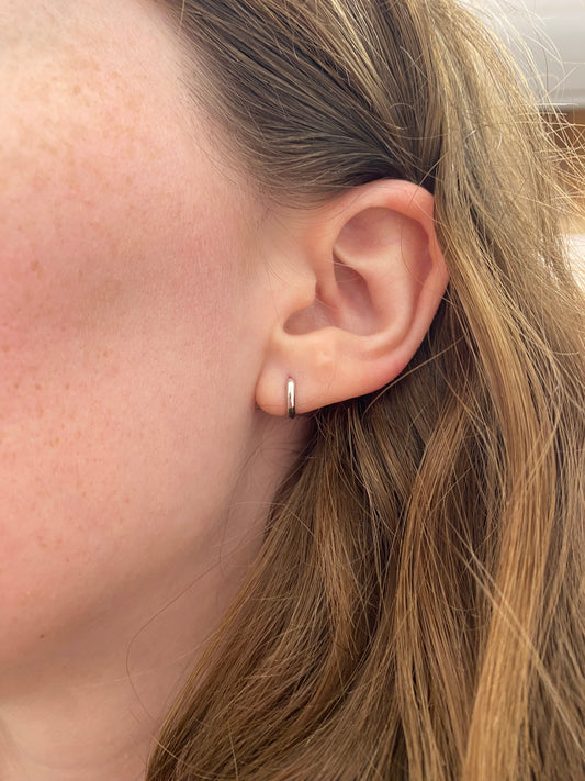 Laura Dainty 10mm Hoop Earrings - Silver