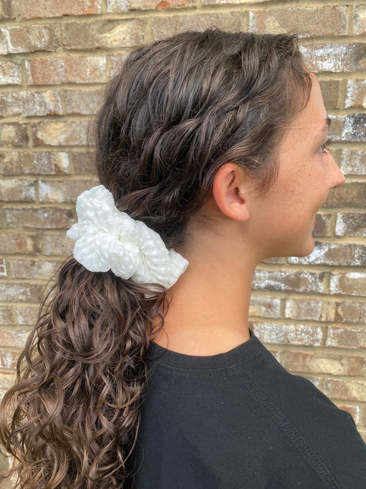 Alice Jumbo Scrunchies - Pure White
